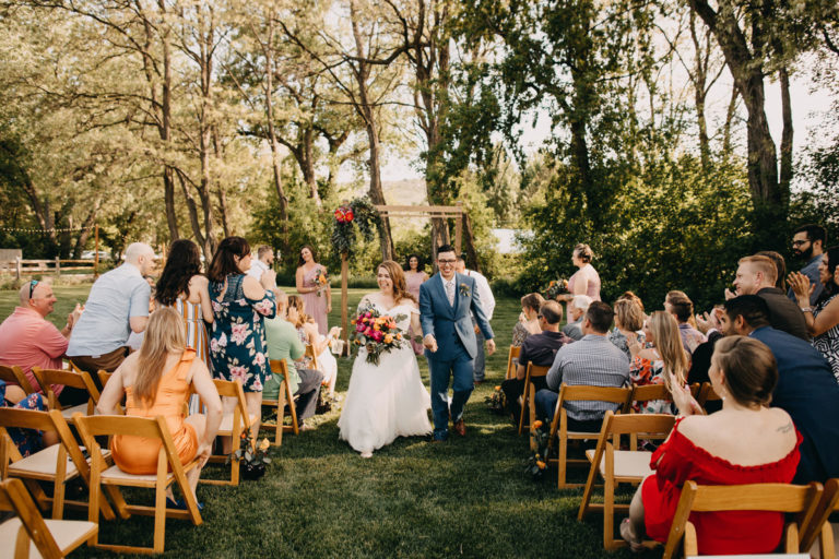 Wedding Lyon Farmette Heather & Monica Aisle